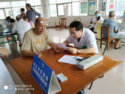 健康管理科深入社區(qū)，貼心服務(wù)守護(hù)村民健康