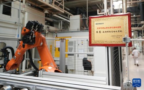 生產一線看智造 數字技術賦能企業“智改數轉網聯”，驅動制造業高質量發展